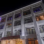 Treebo Trend Globe International Puri